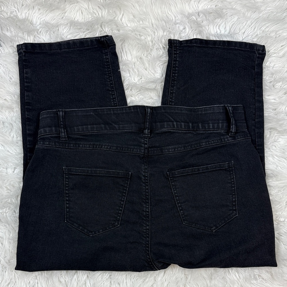 Woman Within Black Cropped Capri Style Jeans - Picture 2 of 7